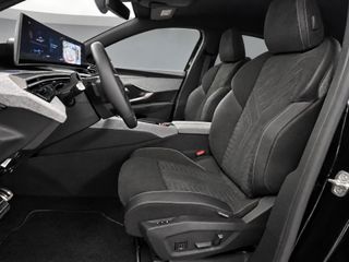 Peugeot e-3008