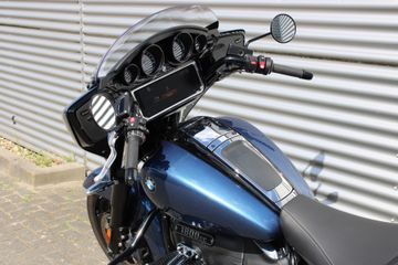 BMW R 18