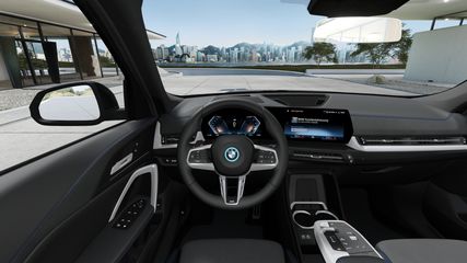 BMW iX1
