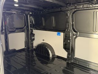 Ford E-Transit Custom