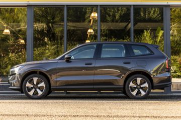 Volvo EX90