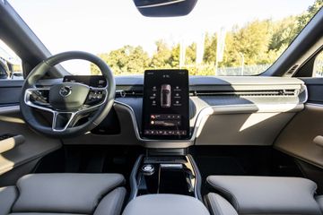 Volvo EX90
