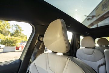 Volvo EX90