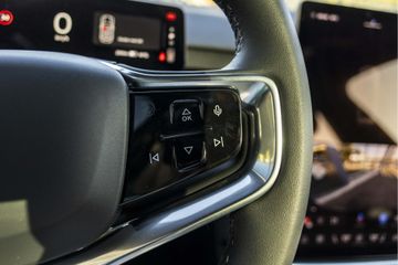Volvo EX90
