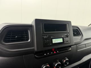 Nissan Interstar