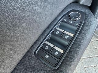 Mitsubishi Grandis