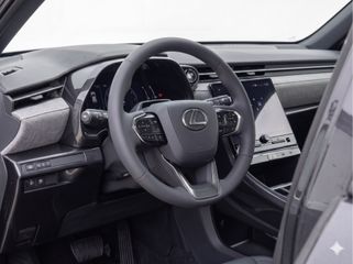 Lexus LBX