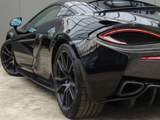 McLaren 570S
