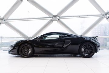 McLaren 570S