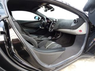 McLaren 570S