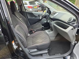 Nissan Pixo