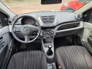 Nissan Pixo