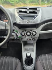 Nissan Pixo