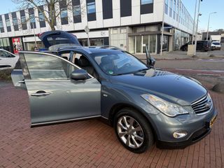 Infiniti EX