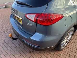 Infiniti EX