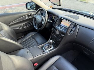 Infiniti EX