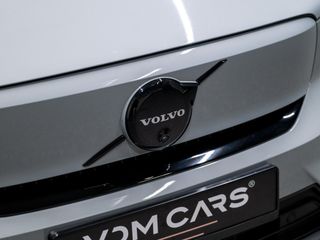 Volvo EX40
