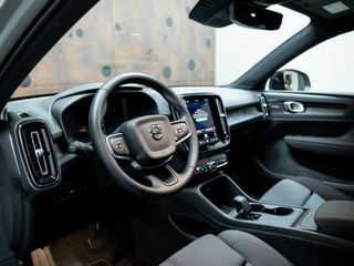 Volvo EX40