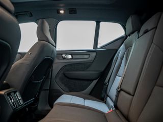 Volvo EX40
