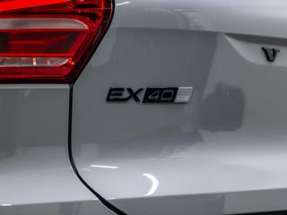 Volvo EX40