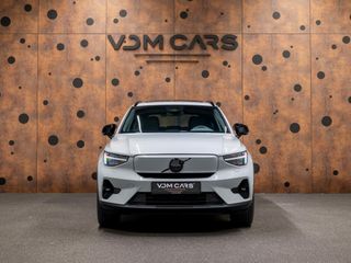 Volvo EX40