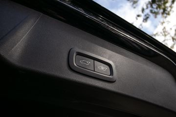 Volvo EX40