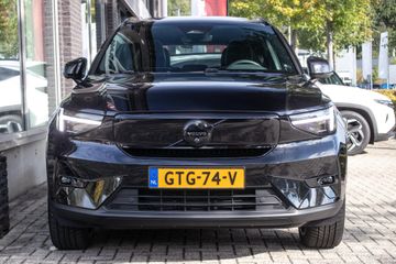 Volvo EX40