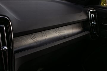 Volvo EX40