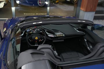 Ferrari SF90 Spider
