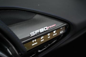 Ferrari SF90 Spider