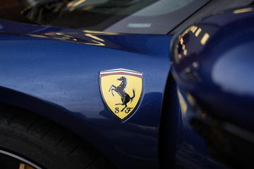 Ferrari SF90 Spider