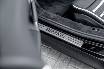 Ferrari SF90 Spider