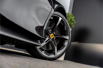 Ferrari SF90 Spider