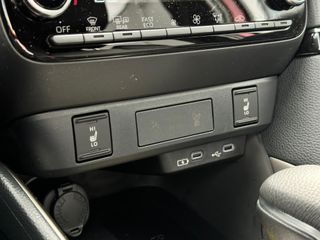 Mazda 2 Hybrid