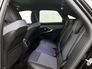 Peugeot e-3008