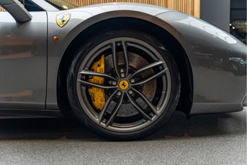 Ferrari 488