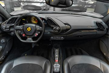 Ferrari 488
