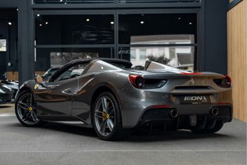 Ferrari 488