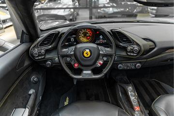 Ferrari 488