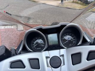 Kawasaki J300