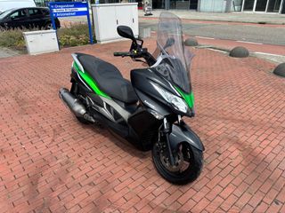 Kawasaki J300