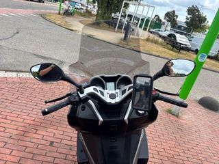 Kawasaki J300
