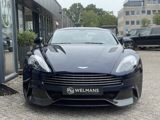 Aston Martin V12 Vanquish
