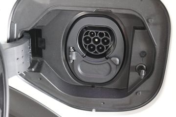 Toyota C-HR+