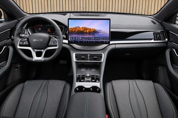 BYD SEAL U