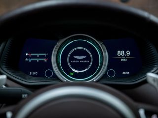 Aston Martin DB11