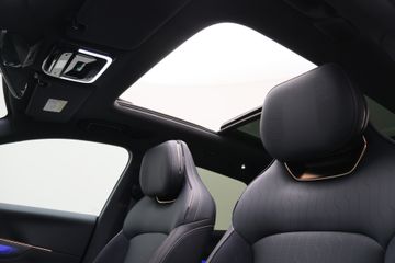 Lynk & Co 08
