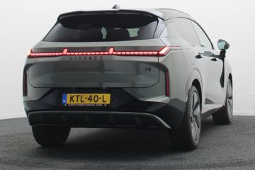 Lynk & Co 08