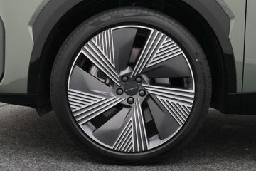 Lynk & Co 08