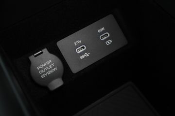 Lynk & Co 08